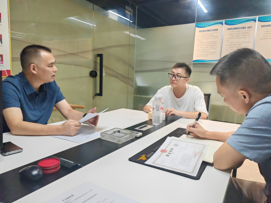 <CMSPRO_DOCUMENT FIELD='title' AUTOLINK='false'>标题</CMSPRO_DOCUMENT>